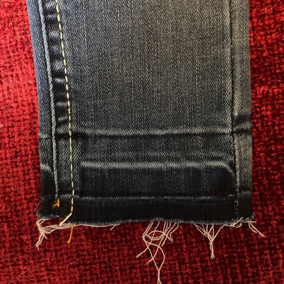 Vigoss Girl’S “BEE HAPPY” stretch denim jeans - Picture 7 of 8